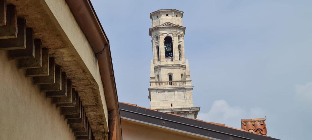 Palazzo Duomo Apartment Verona Bagian luar foto