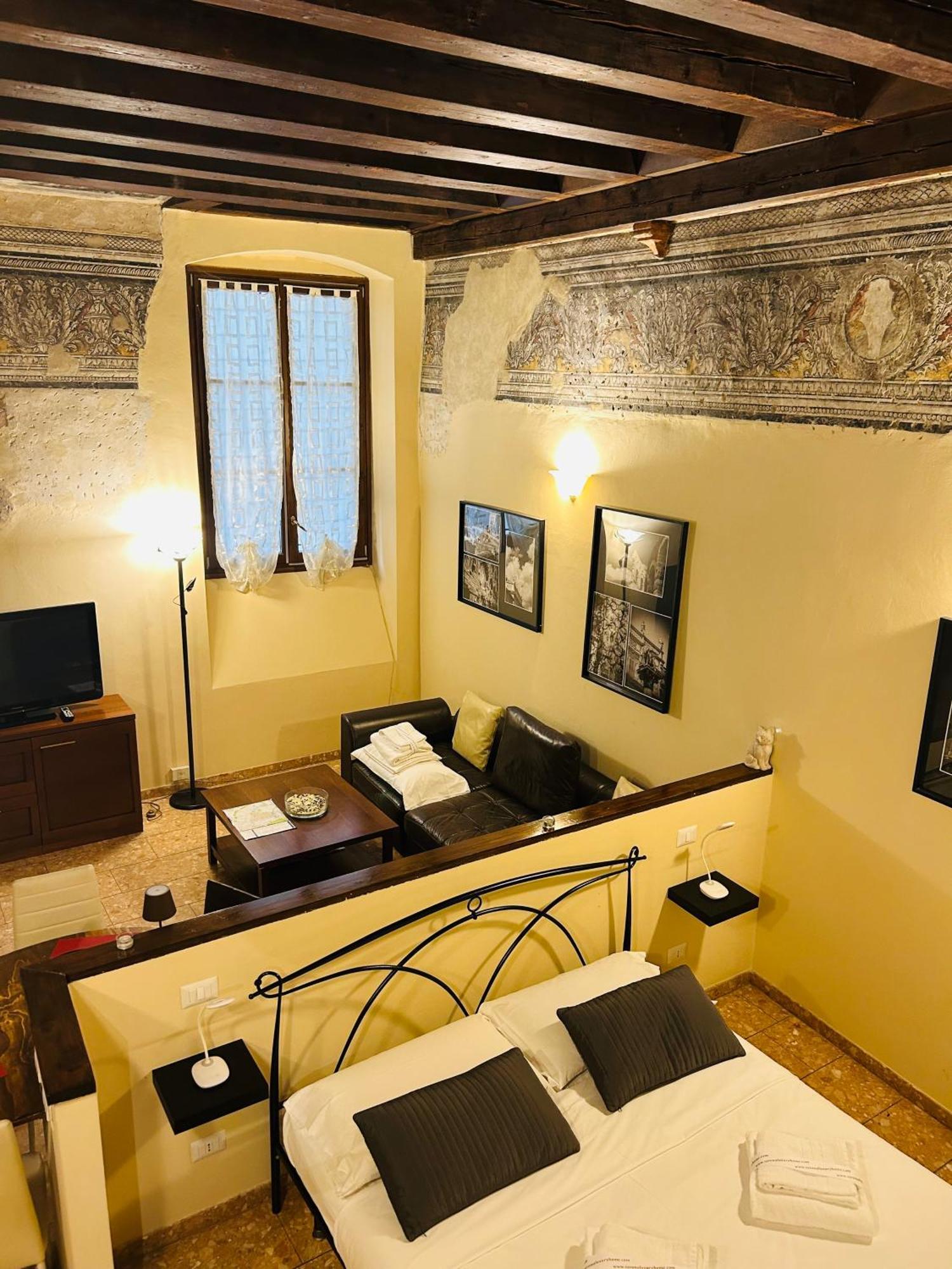 Palazzo Duomo Apartment Verona Bagian luar foto
