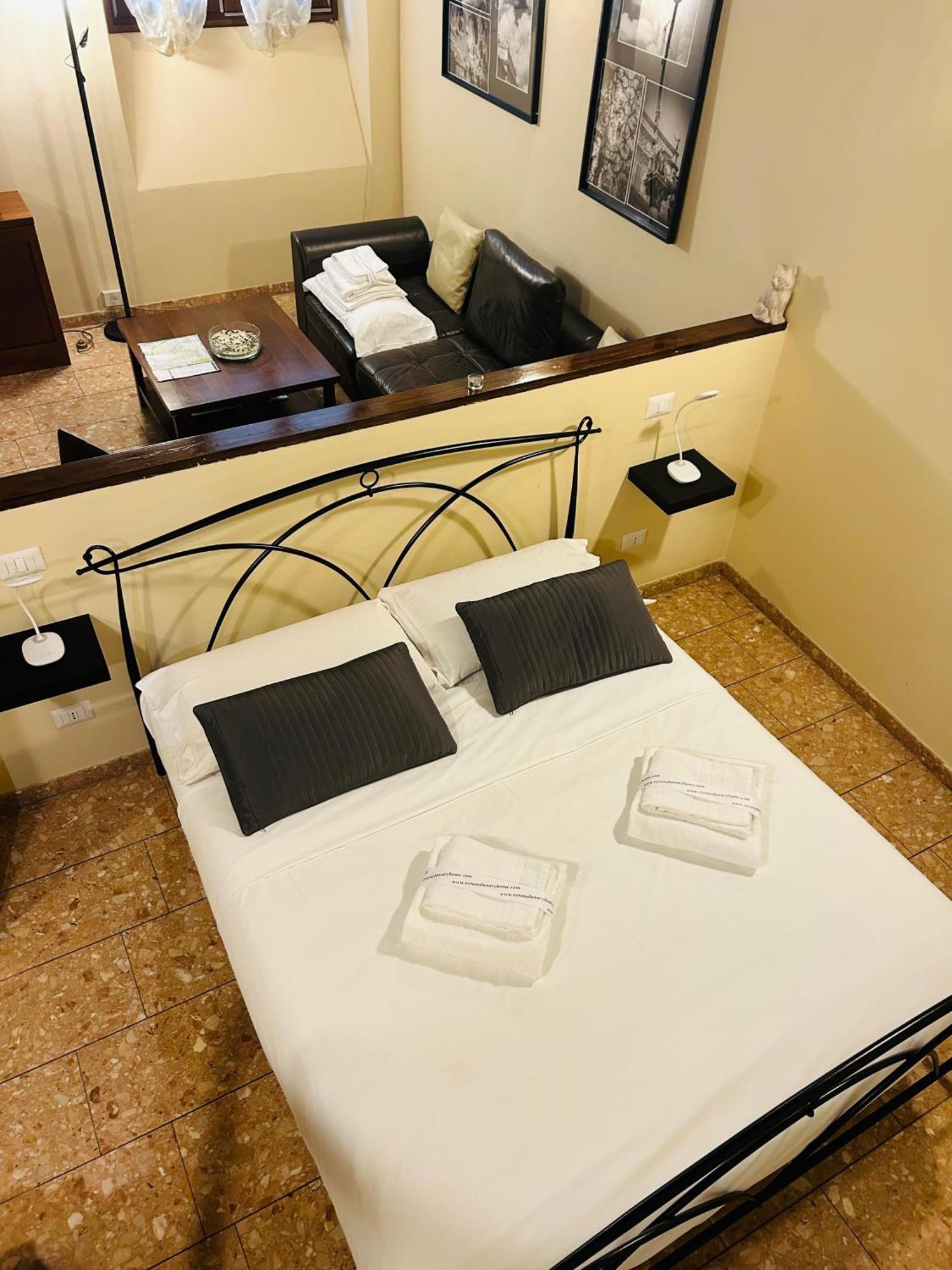 Palazzo Duomo Apartment Verona Bagian luar foto